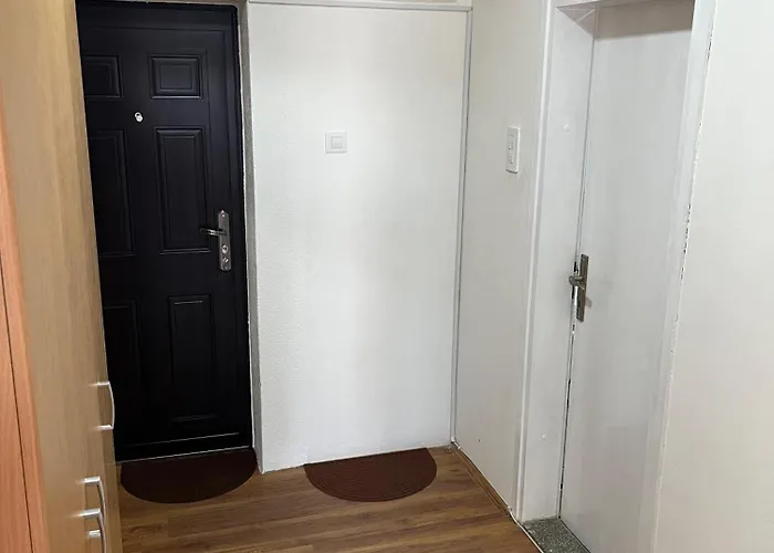 Stojanovic Lejlighed